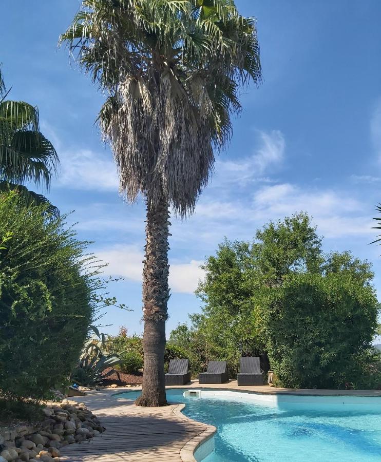 Beautiful Villa With A Stunning View Roujan Екстериор снимка