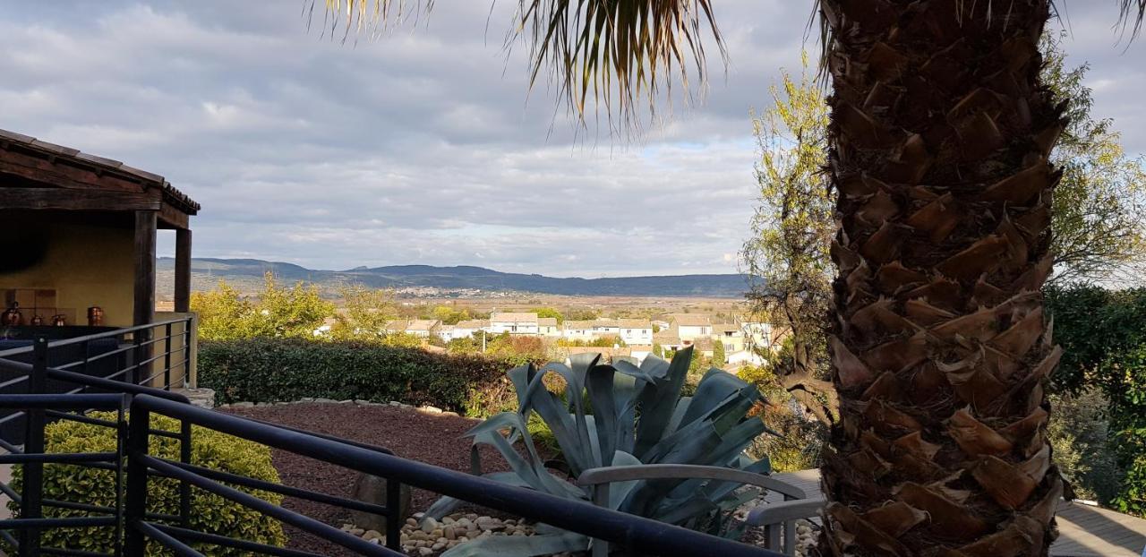 Beautiful Villa With A Stunning View Roujan Екстериор снимка