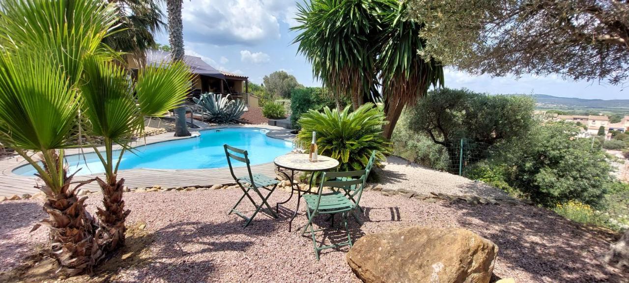 Beautiful Villa With A Stunning View Roujan Екстериор снимка